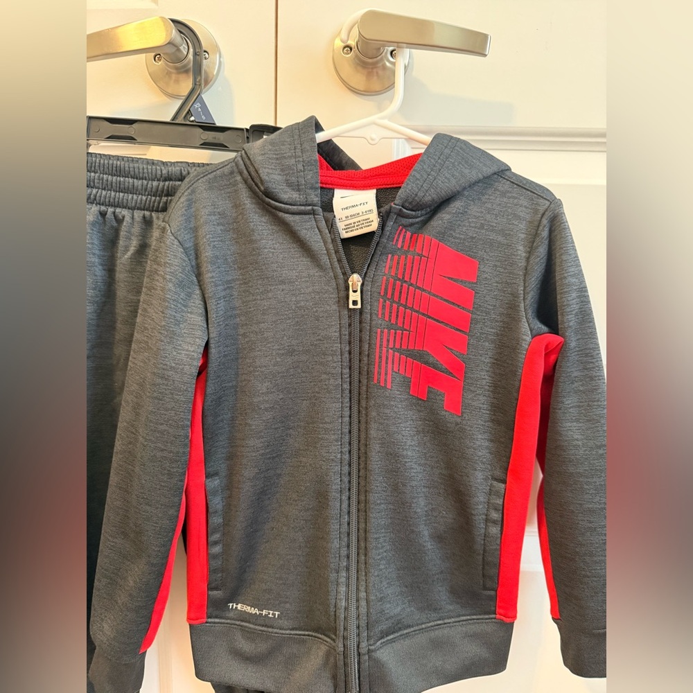 Toddler Boys Nike Sweatsuit Matching Set 4T Red & Grey
